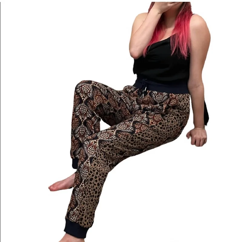 Print Joggers In Multi