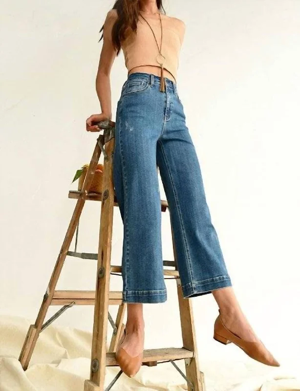 High Rise Wideleg Cropped Jeans In Blue