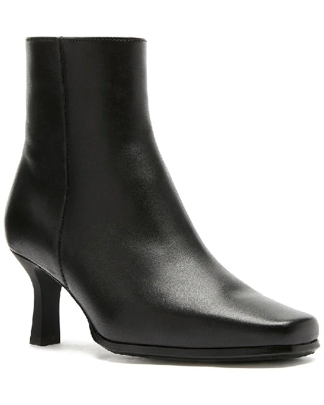 La Canadienne Tahlia Leather Boot