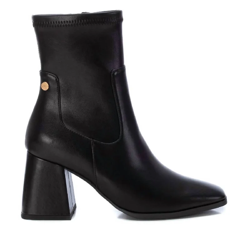 Women's Ankle Booties In Black