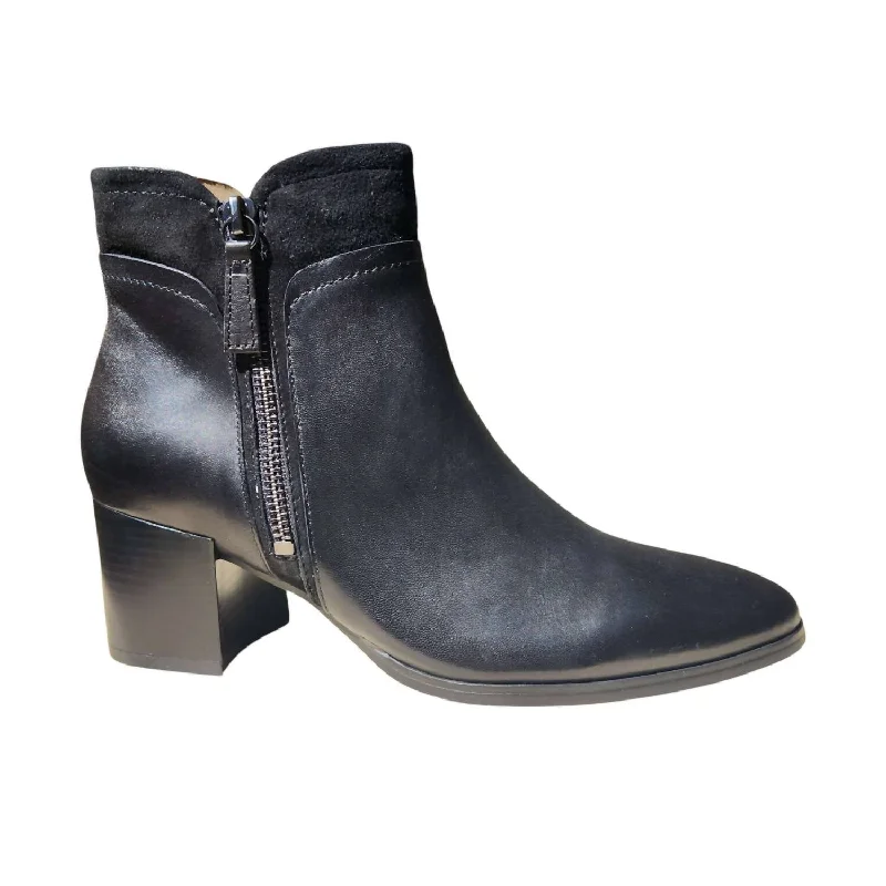 Women's Ankle Boots In Black