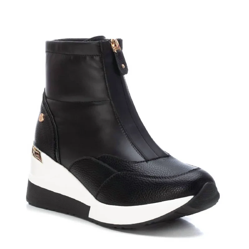 Women's Sport Booties In Black