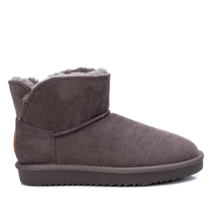 Women's Winter Booties In Grey