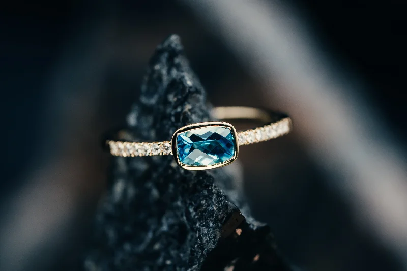 14k Yellow Gold Blue Topaz and Diamond Ring