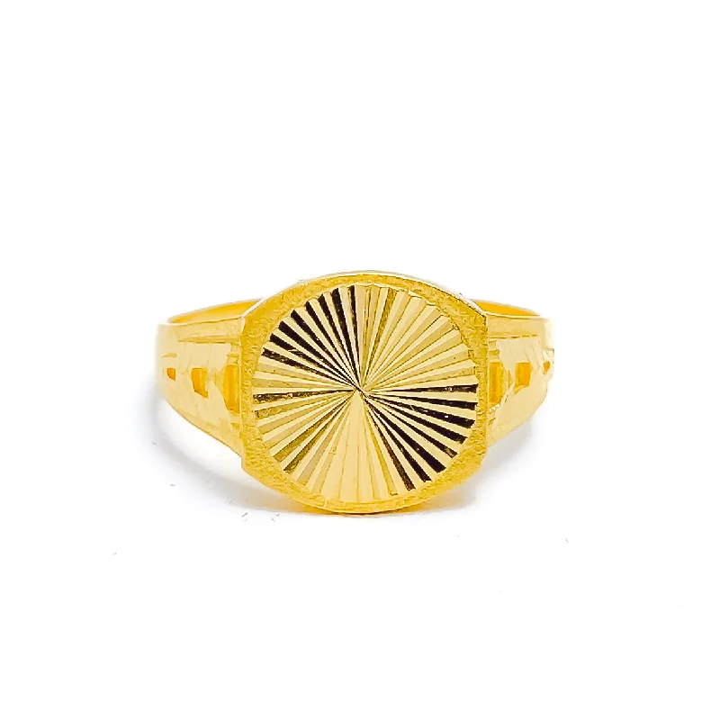 Captivating Round Men's 22k Gold Ring