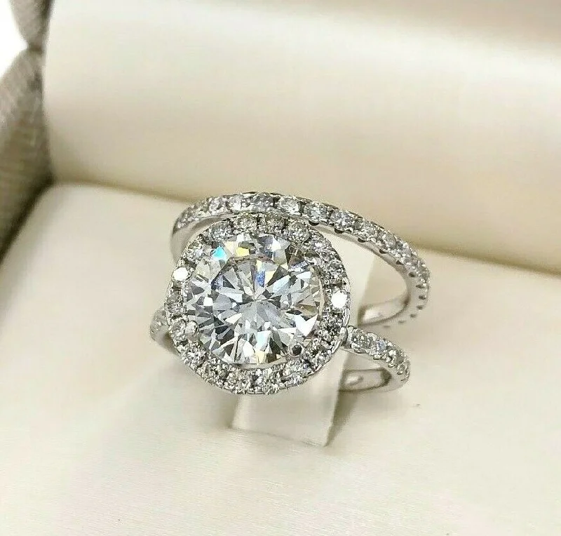 $23,000 Retail 3.41 Carats EGLRound Diamond Halo Wedding Ring Set 2.24 ct Center