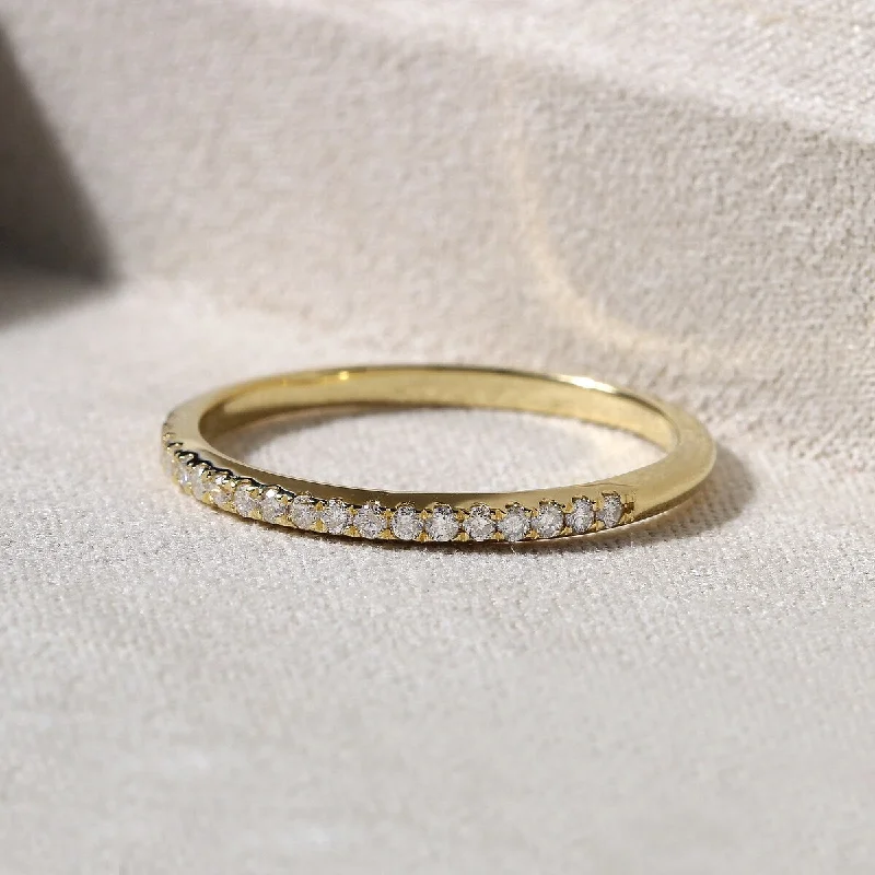 De Couer 10k Yellow Gold 1/4ct TDW Wedding Band